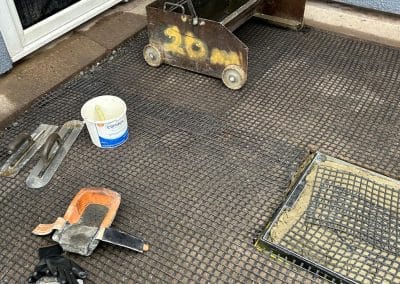 Resin bound installation equipment